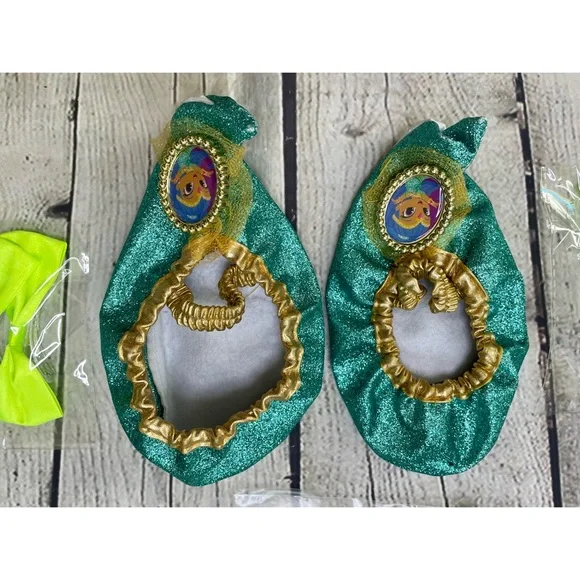 Girls Halloween Accessory Bundle - Picture 3 of 7